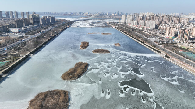 青岛城阳白沙河冰河