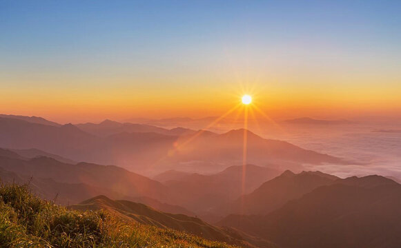 早晨秦岭山脉自然景观