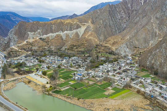 山区高原黄土