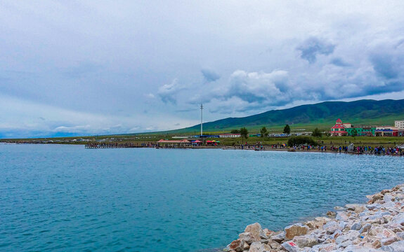 青海湖二郎剑景区