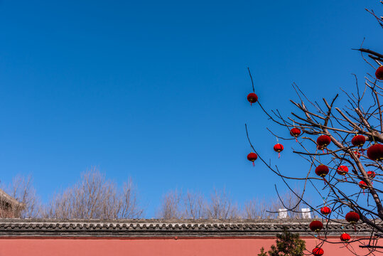 中国沈阳故宫的灯笼和古建筑