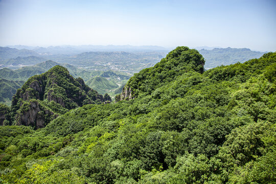 山峦山脉