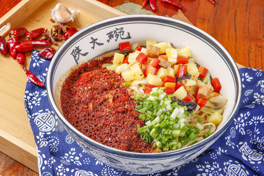 油潑面