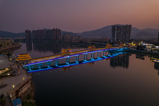 四会市夜景