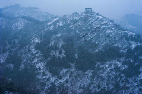 雪后金山岭长城