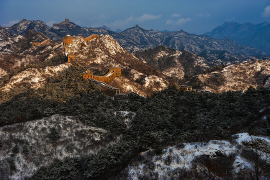 雪后金山岭长城