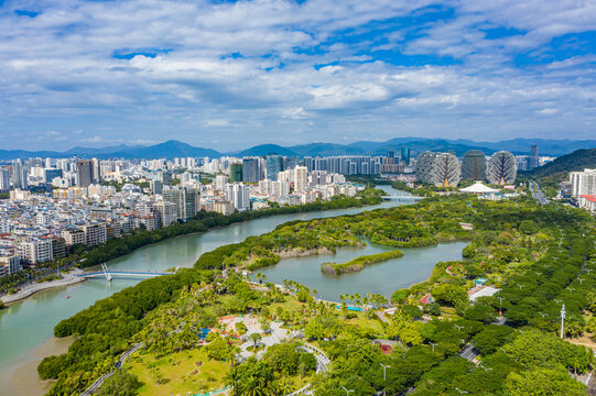 航拍海南三亚白鹭公园城市湿地