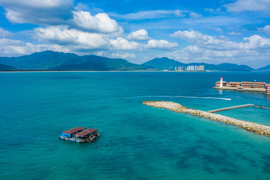 航拍海南分界洲岛海底潜水基地