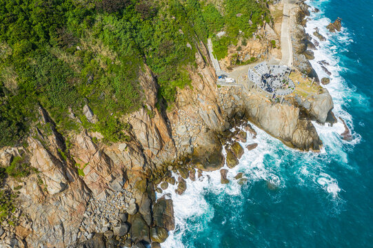 航拍海南陵水分界洲岛海边岩石