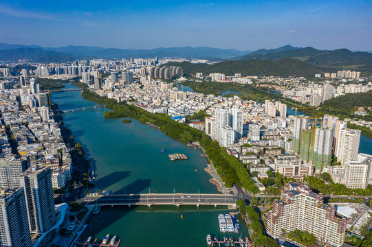 航拍海南三亚鸿洲国际游艇码头