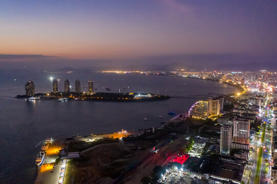 航拍海南三亚凤凰岛夜景夜幕