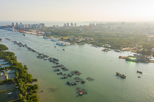 海南文昌东郊镇清澜湾养殖鱼塘