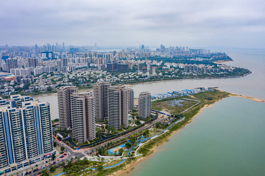 航拍海南海口新埠岛海景房建筑