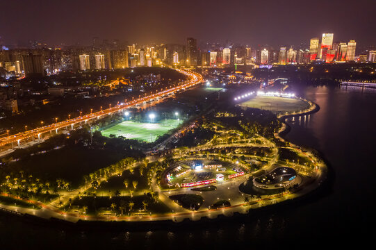 航拍海口世纪公园音乐广场夜景