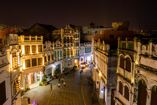 航拍海口骑楼老街夜景老城街区