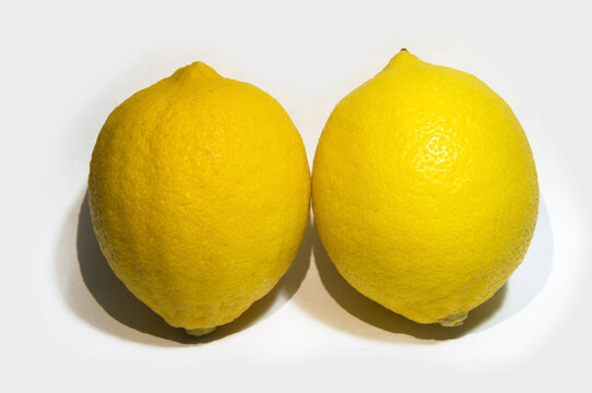 两个柠檬