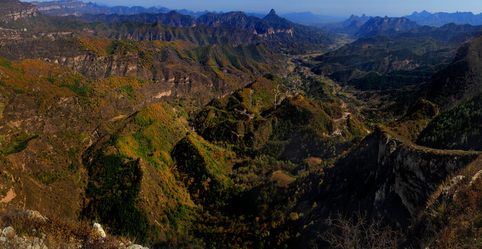 俯瞰太行山风光