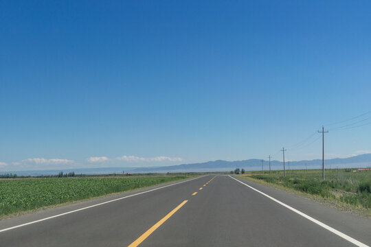 新疆塔城的道路公路背景