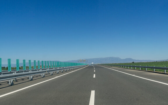 新疆塔城的道路公路背景