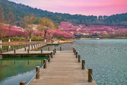 香山梅岭栈道