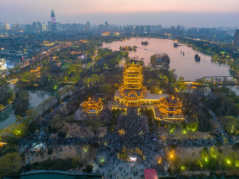 济南大明湖超然楼夜景