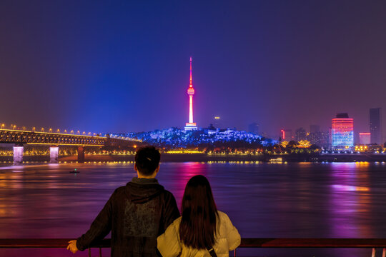 武汉汉江江滩夜景