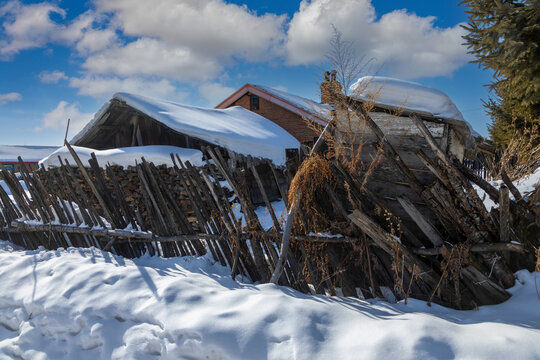 冬天雪村风光