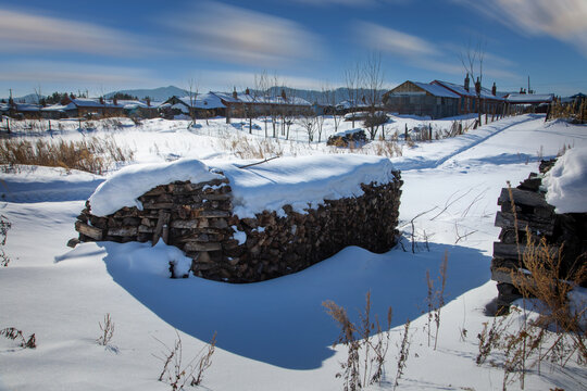 冬天雪村风光