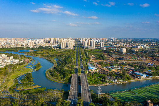 航拍海口美舍河凤翔湿地公园