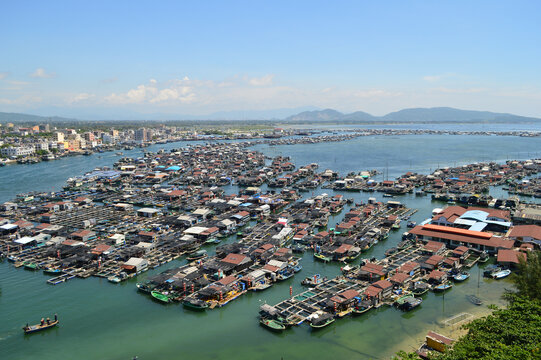 海南疍家渔排