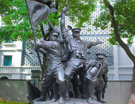 南昌起义人物铜像