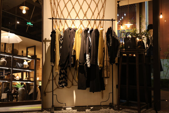女裝店
