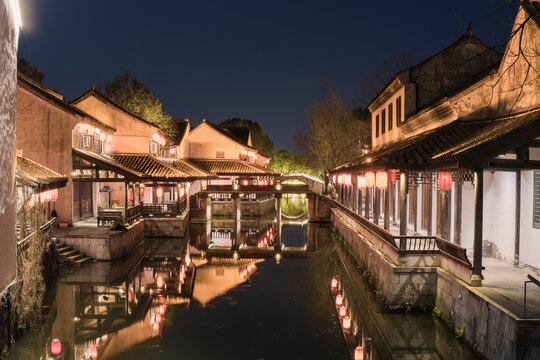 绍兴柯岩风景区鲁镇夜景