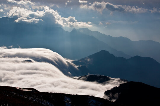 牛背山