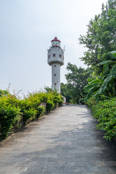 北海市涠洲岛鳄鱼山景区灯塔