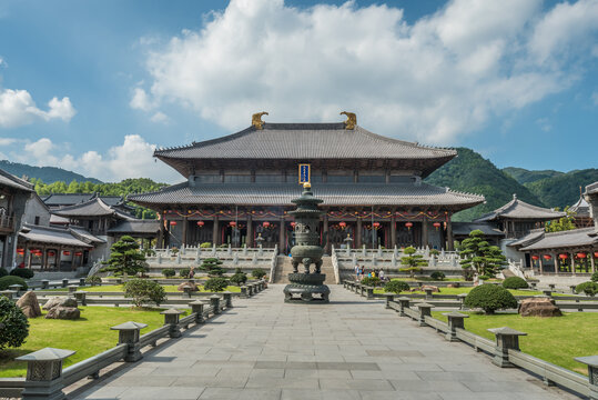 宁波溪口古建筑寺庙