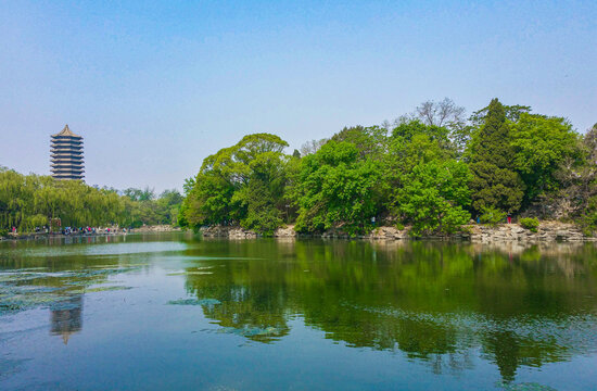 北京大学未名湖