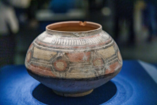 古印度陶罐