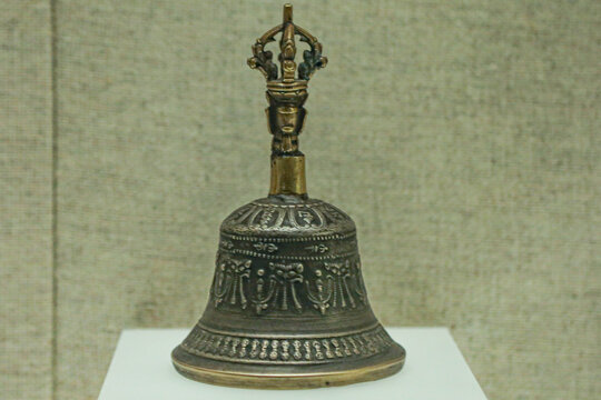 藏族饰金刚杵铜法铃
