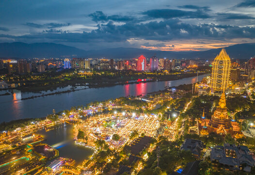 西双版纳星光夜市夜景