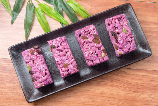 紫薯坚果沙琪玛