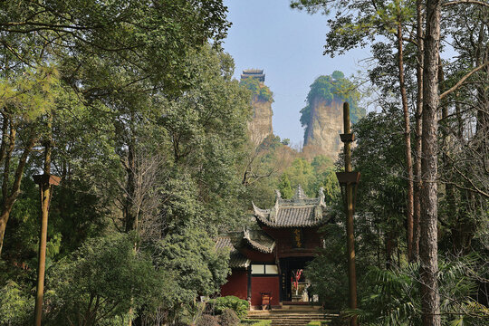 四川江油窦圌山春季云岩寺