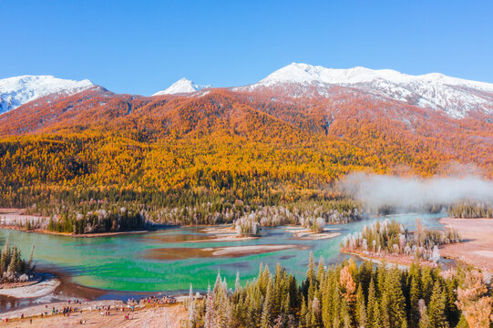 新疆喀纳斯风景区神仙湾