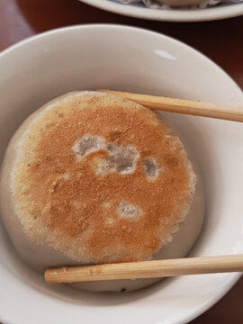 门钉肉饼