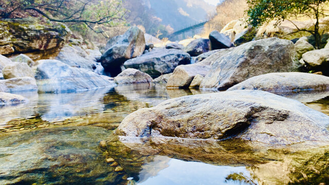 庐山风光山涧泉水