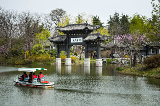 扬州锦泉花屿