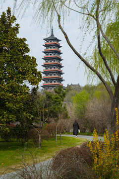 大明寺栖灵塔