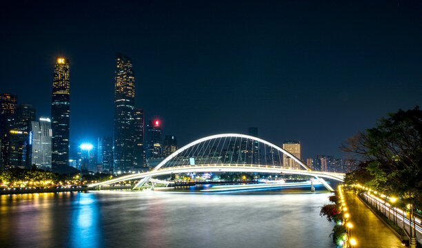 珠江新城海心桥