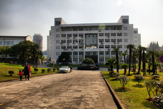 安徽师范大学