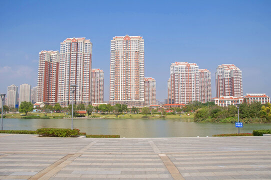 鸿浦豪园社区